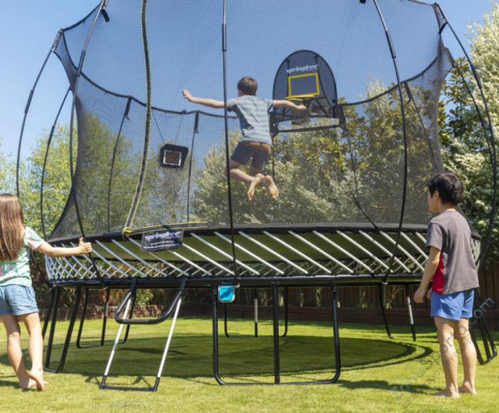 Батут круглый Springfree R132