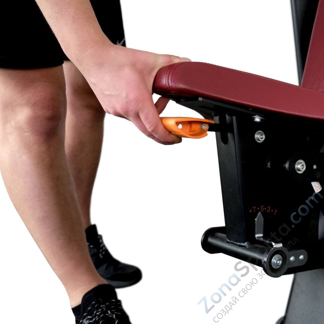 Плечевой жим сидя на свободных весах Protrain T8-605